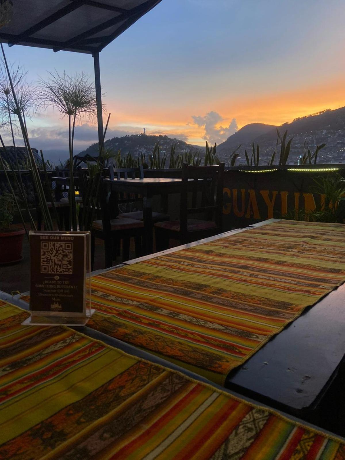 Hostal La Guayunga Rooftop Quito Eksteriør billede